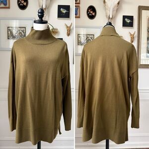 Loft Artichoke Green Mock Neck Fine Gauge Knit Sweater M